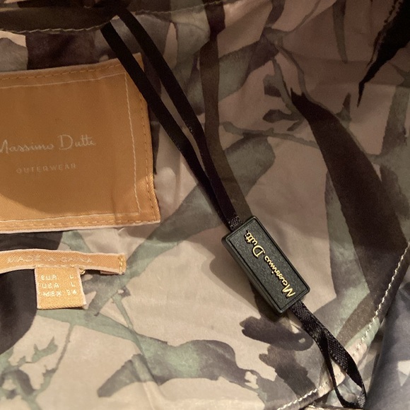 Massimo Dutti Palm Leaf Bomber and storage bag - Picture 8 of 8